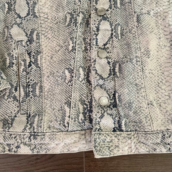 Free People Jacket Python Snake Denim Trucker Festival Gray womens XS - Picture 7 of 13